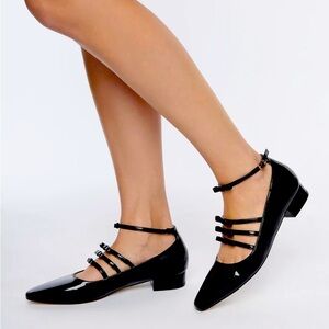 Unique Vintage Black Patent Strappy Bow Mary Jane Shoes